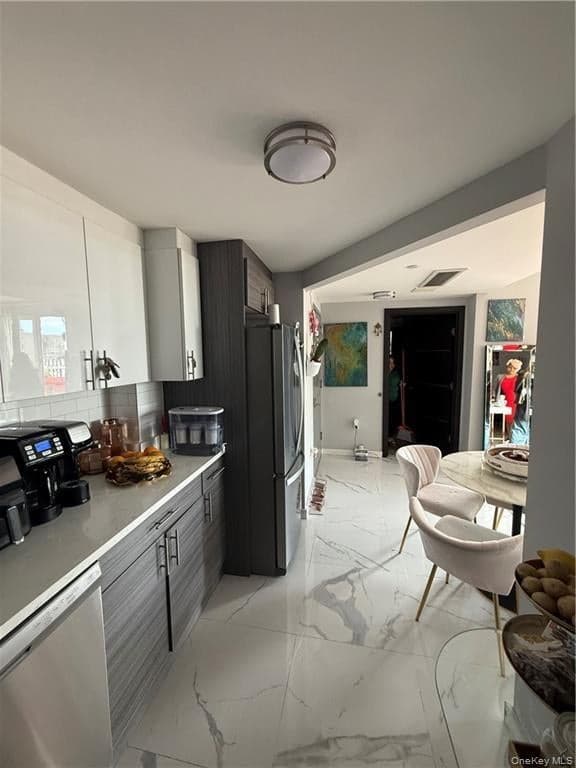 7009 45th Avenue Unit: 9E thumbnail 7