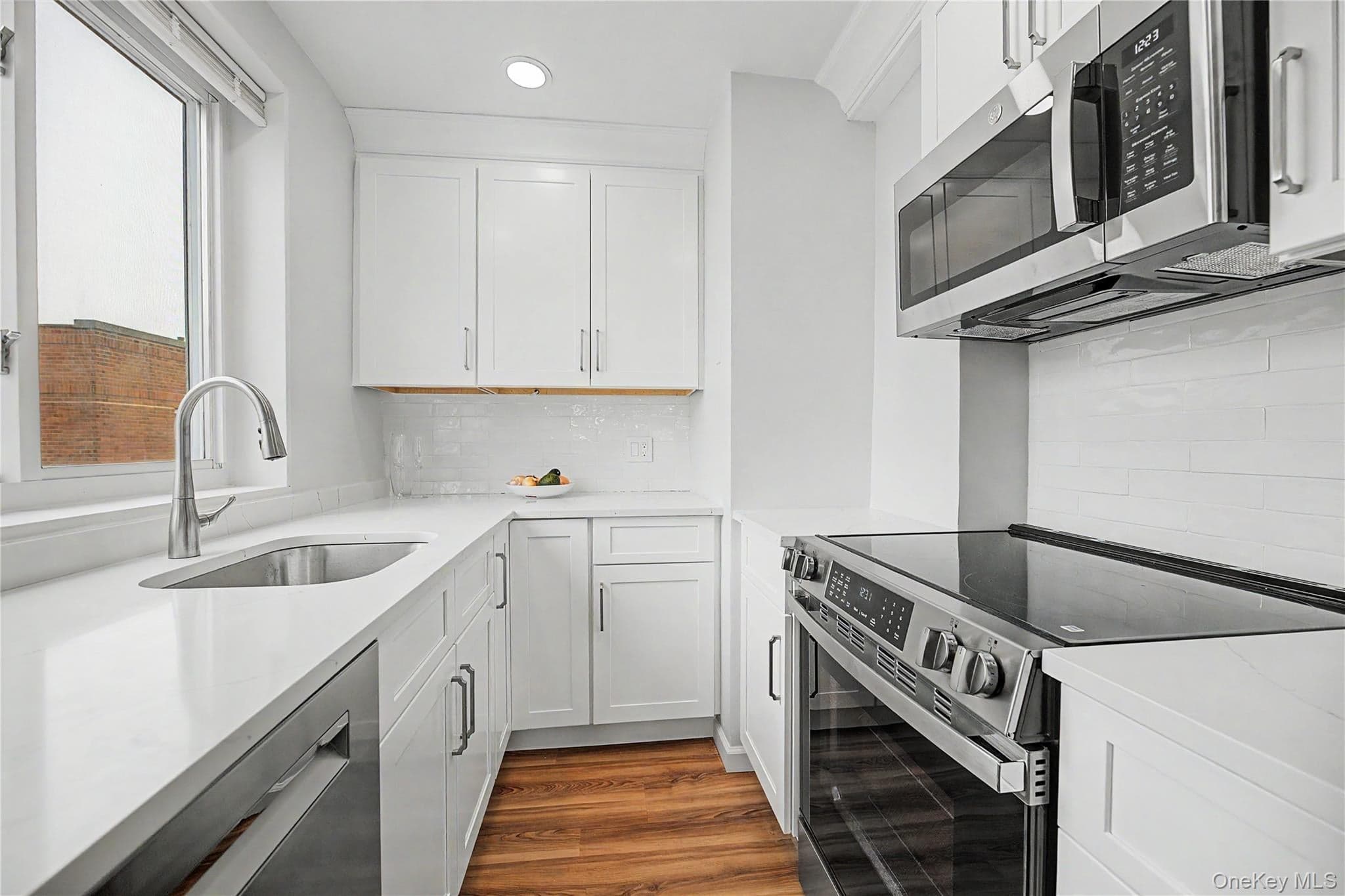 56 Doyer Avenue Unit: 6A thumbnail 3