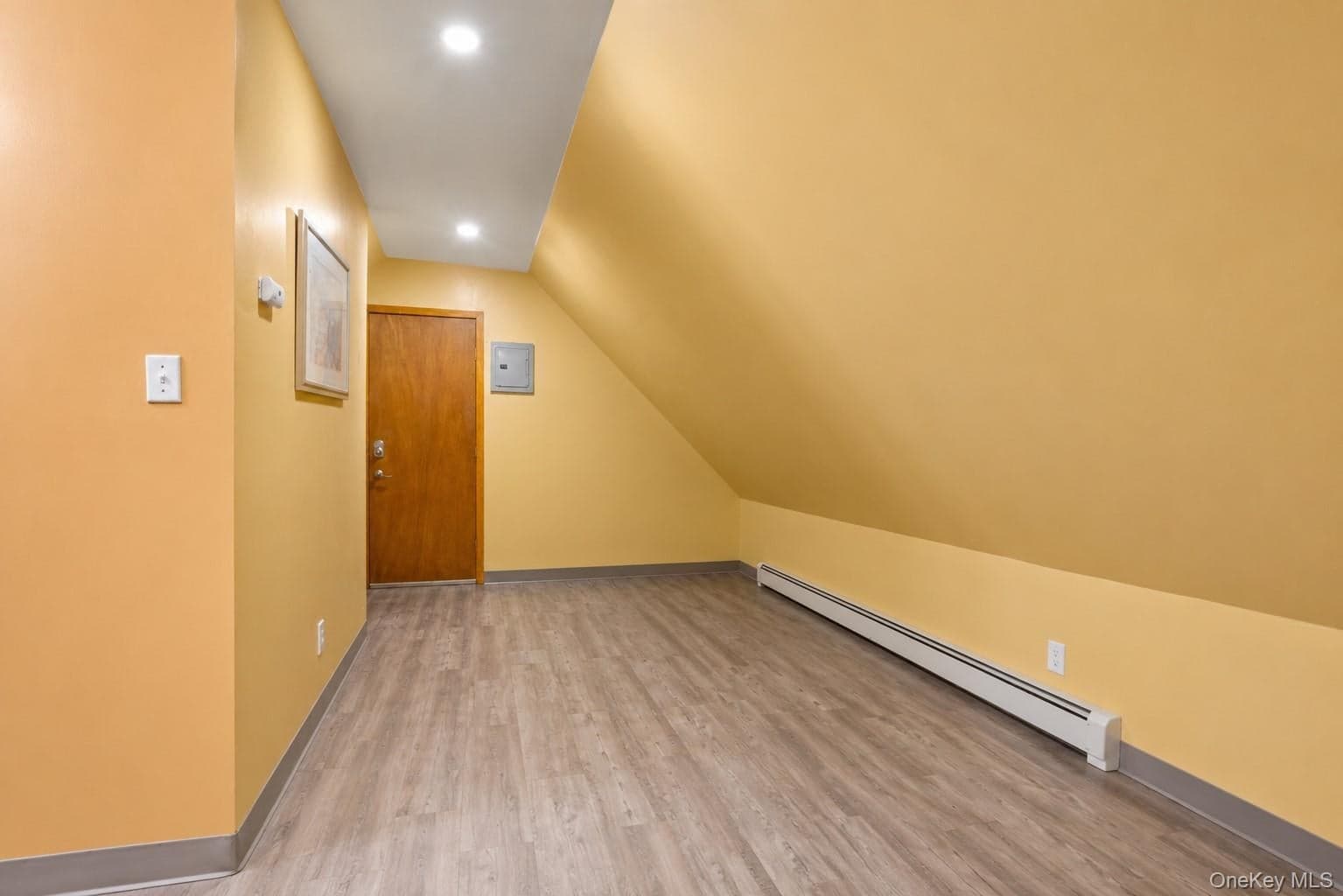 2280 Lyon Avenue thumbnail 13