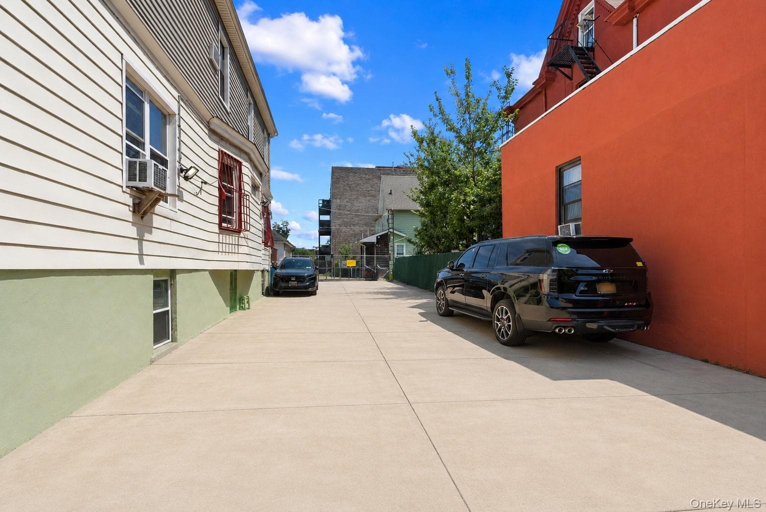2280 Lyon Avenue thumbnail 33