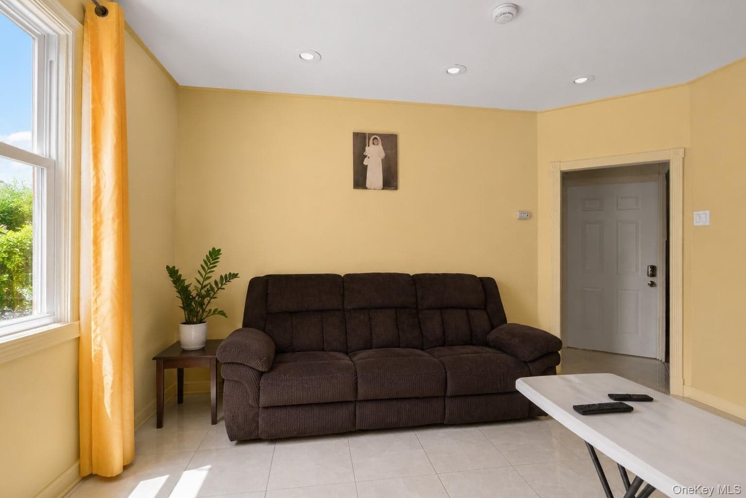 2280 Lyon Avenue thumbnail 8