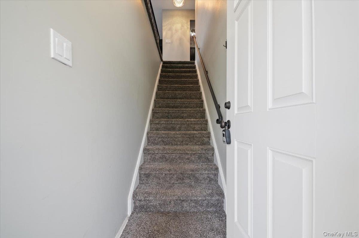 80 Fairview Circle thumbnail 2