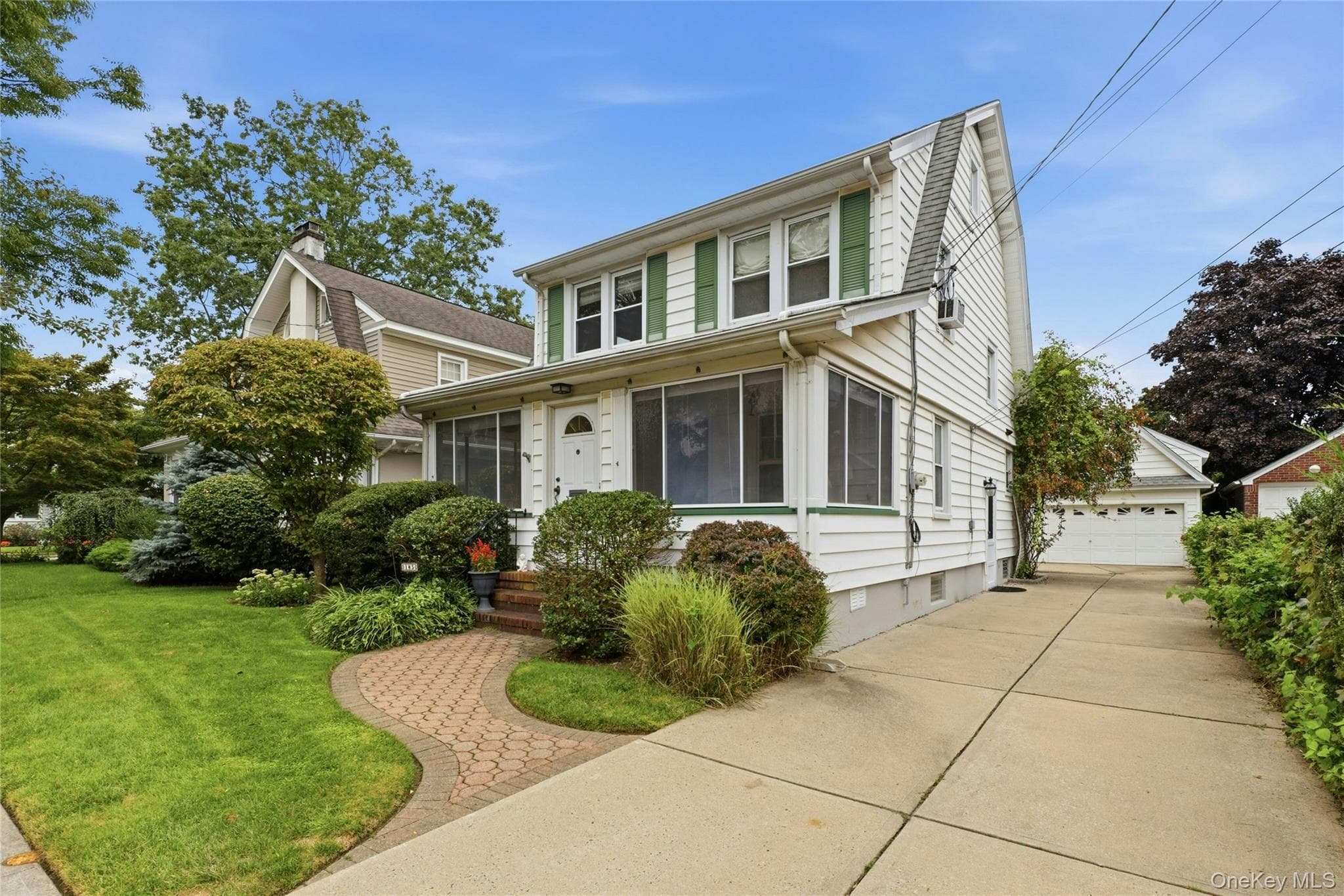 185 Crocus Avenue thumbnail 2
