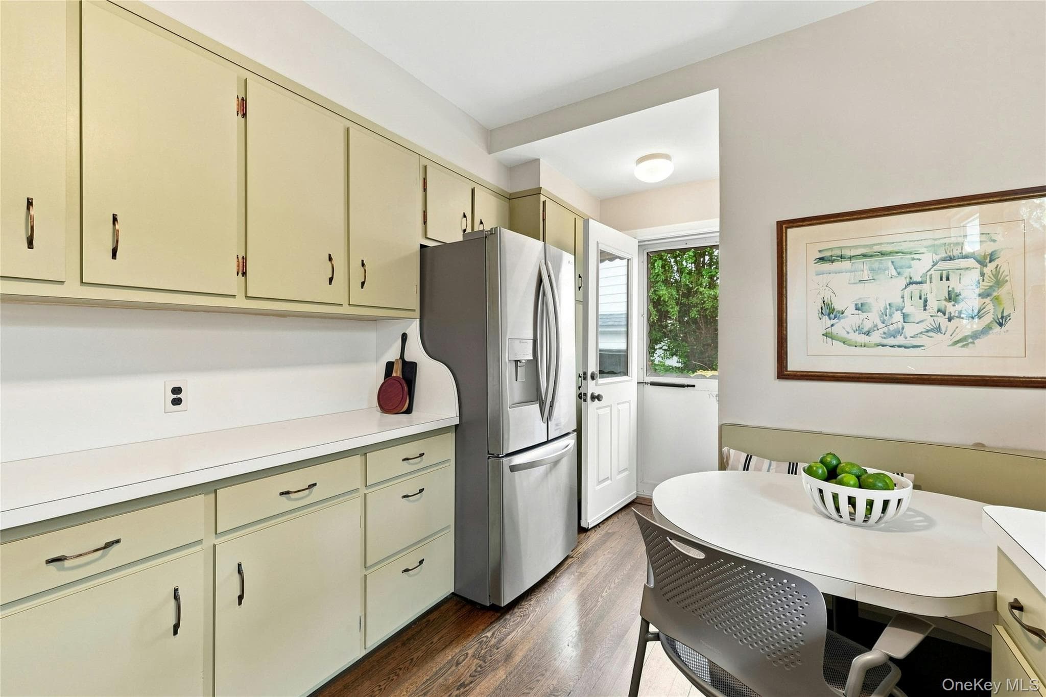 185 Crocus Avenue thumbnail 11