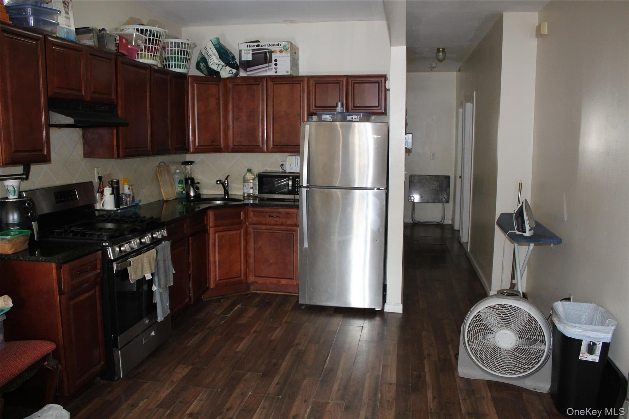 3814 Barnes Avenue thumbnail 5