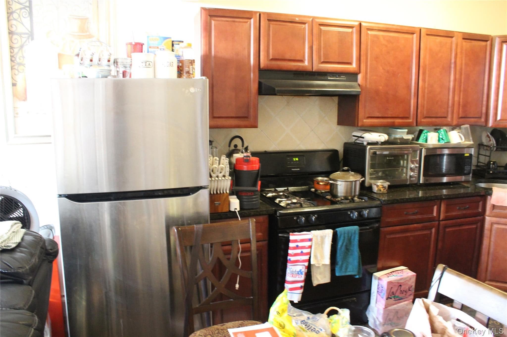 3814 Barnes Avenue thumbnail 10
