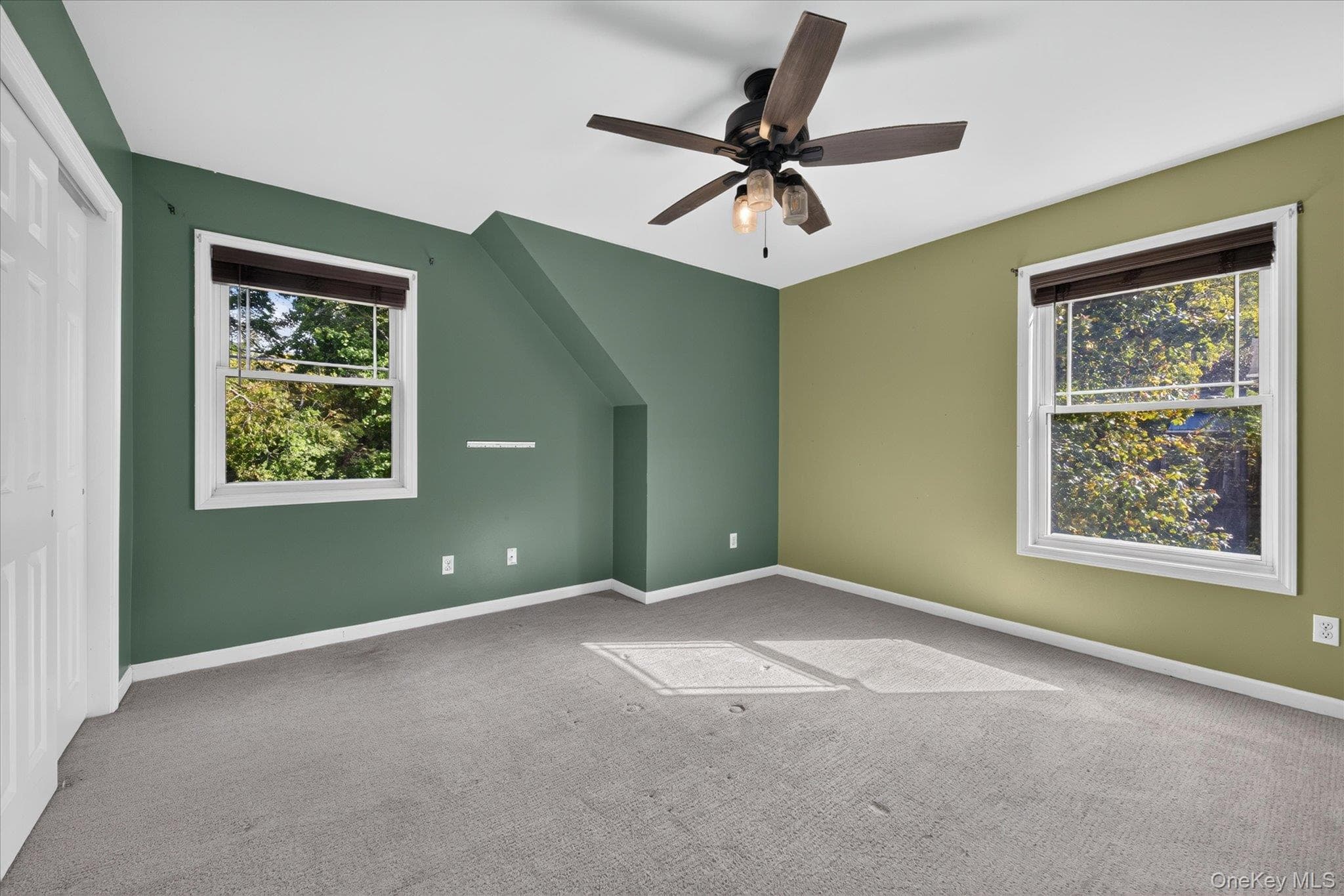 256 E Main Street thumbnail 33