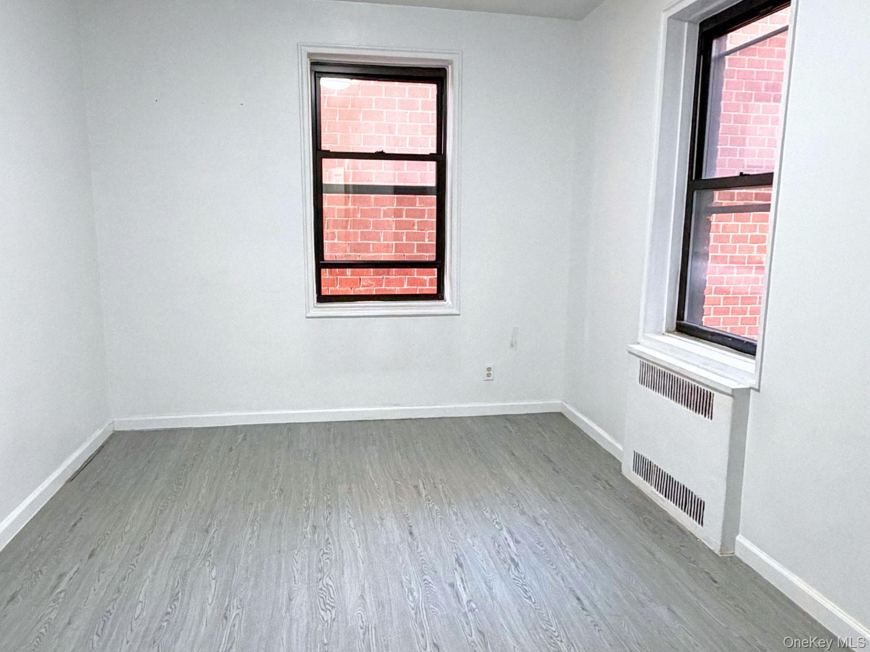 4035 Ithaca Street Unit: 4G thumbnail 4