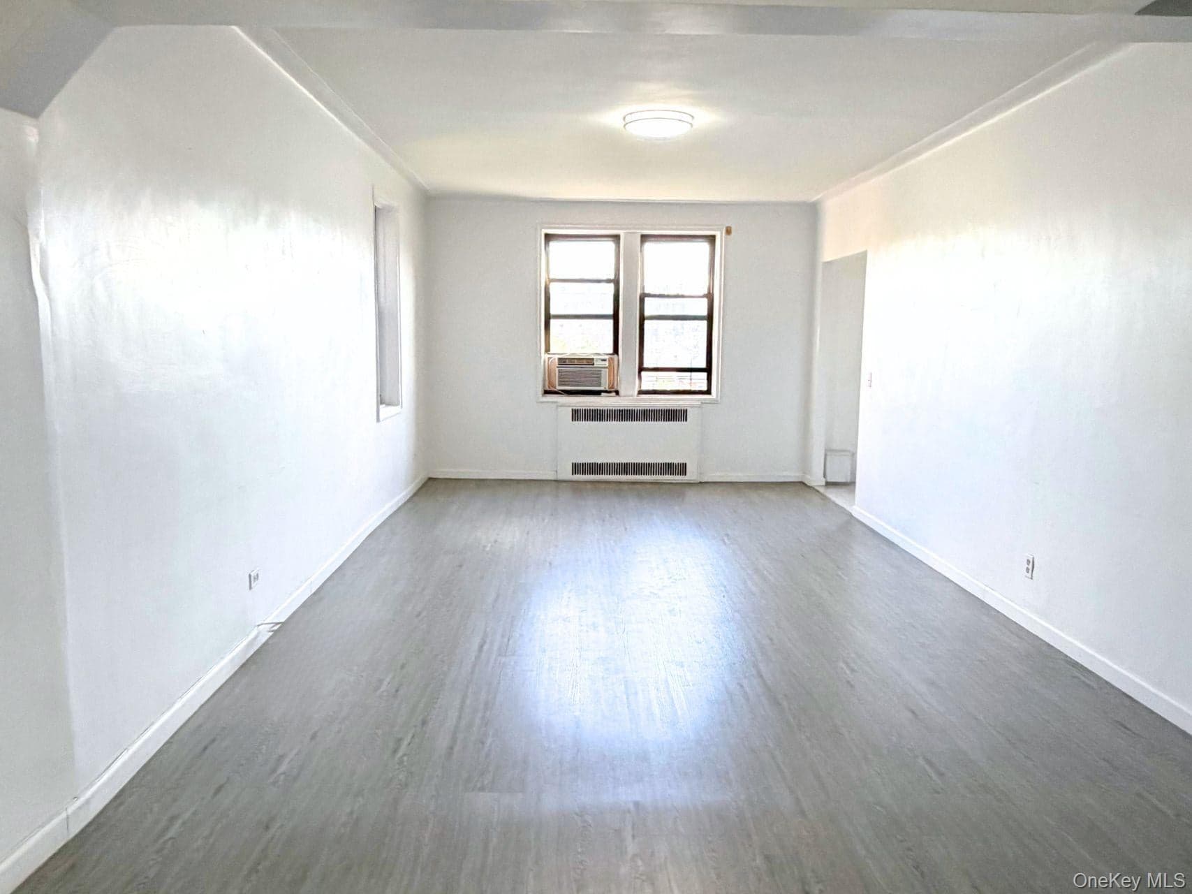 4035 Ithaca Street Unit: 4G thumbnail 2