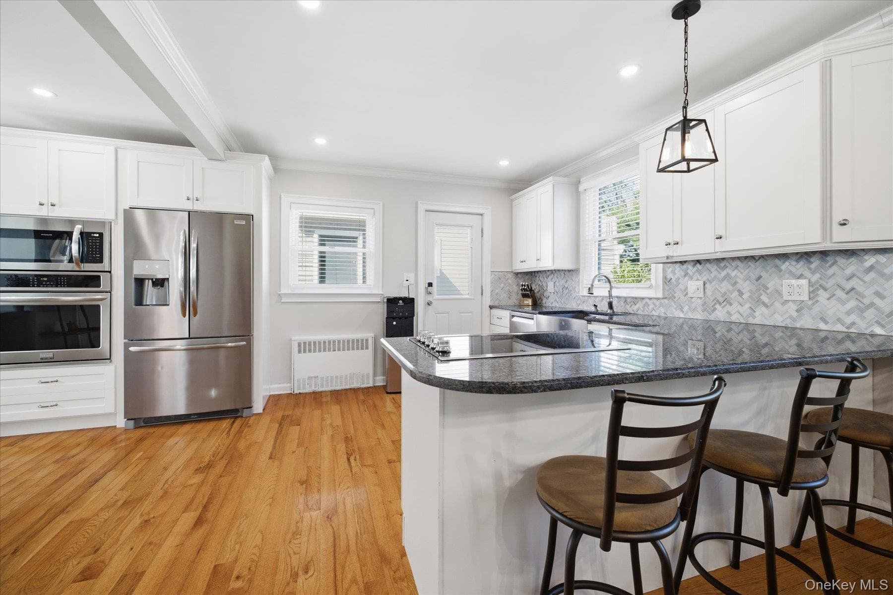 601 Lakeview Avenue thumbnail 4
