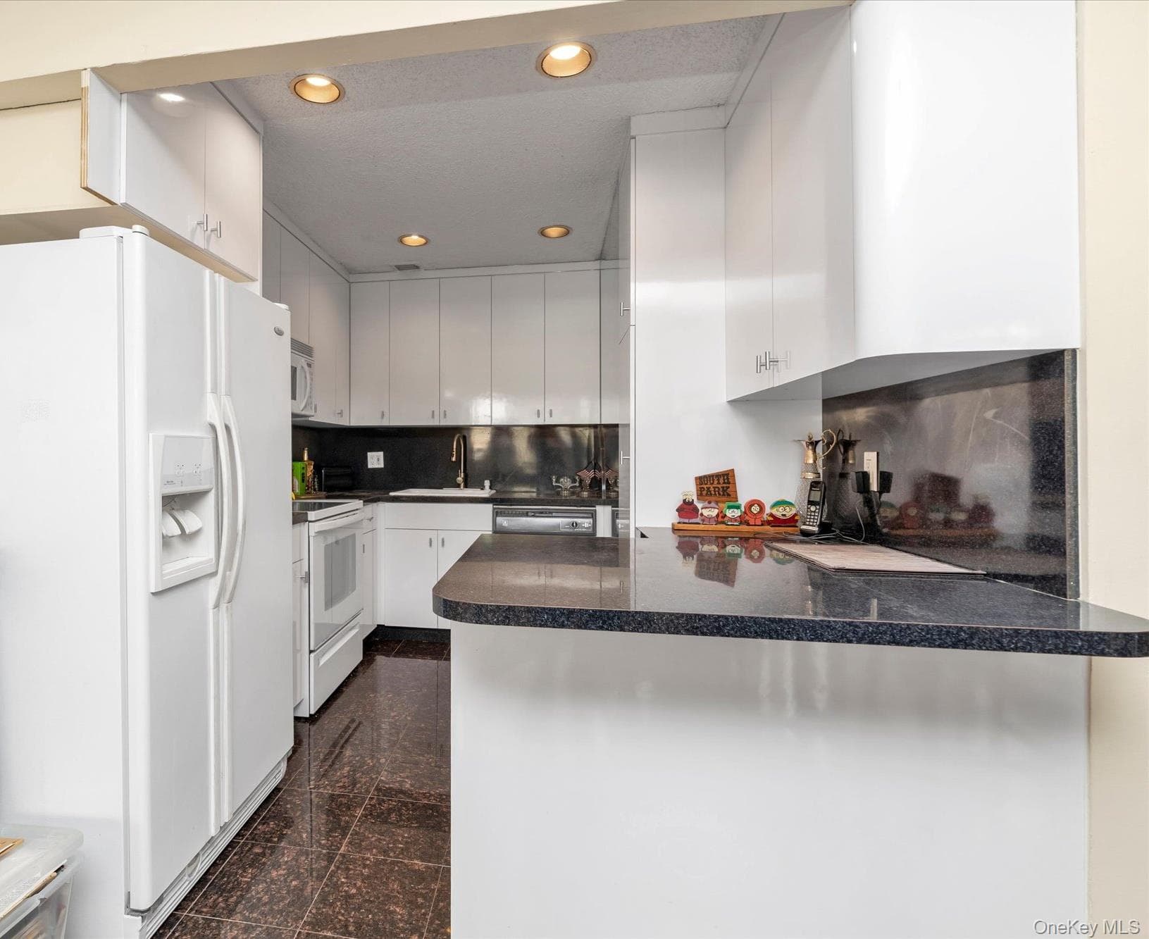 162-30 Powells Cove Boulevard Unit: 2C thumbnail 4