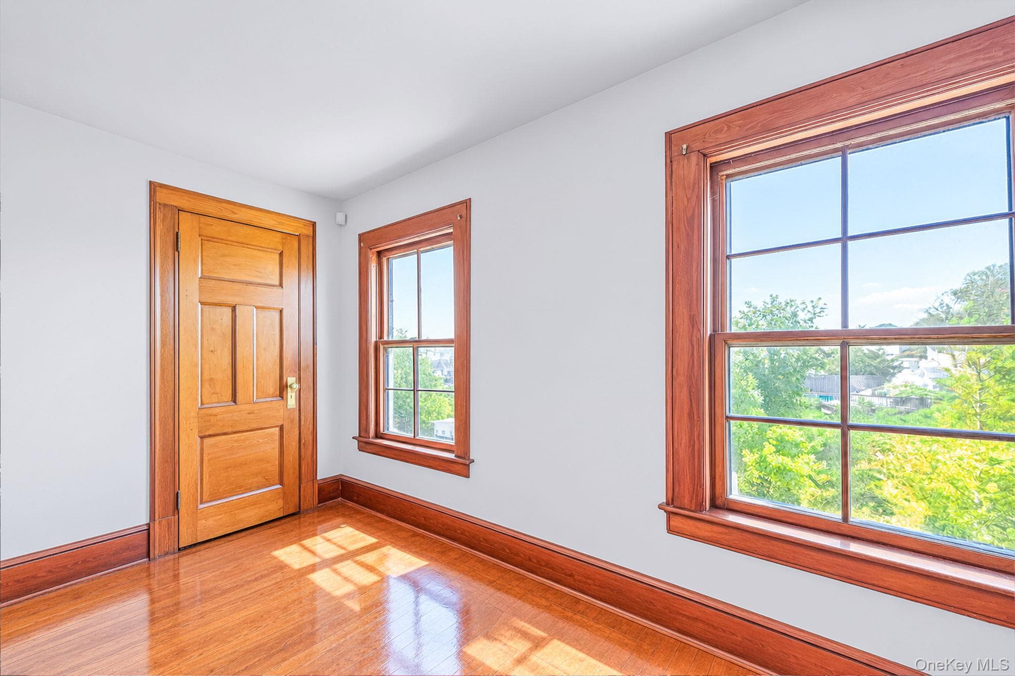 436 Bay Avenue thumbnail 26