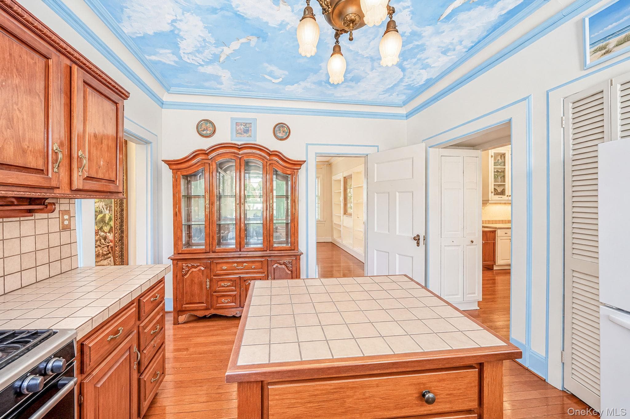 436 Bay Avenue thumbnail 12