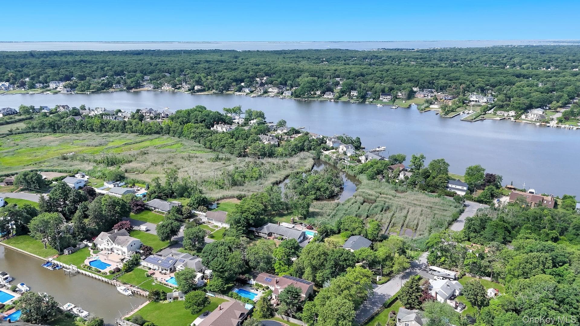 55 Riverview Court thumbnail 2