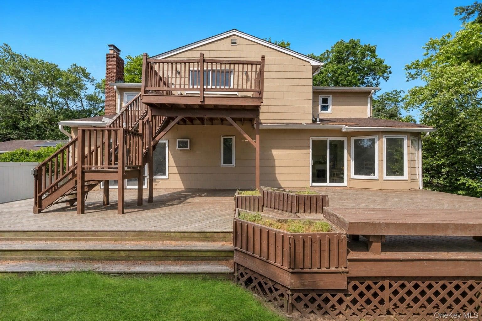 55 Riverview Court thumbnail 8