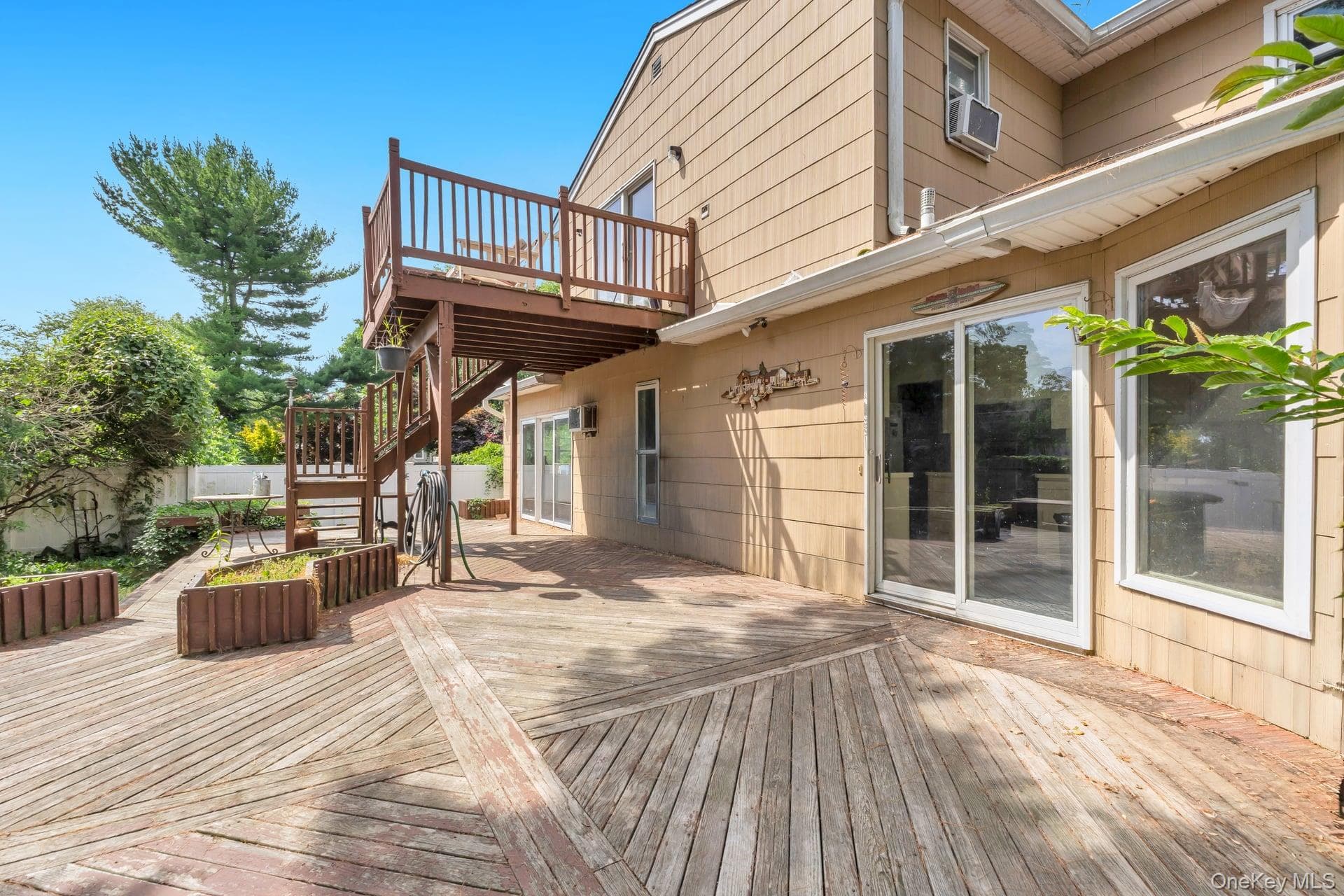55 Riverview Court thumbnail 12