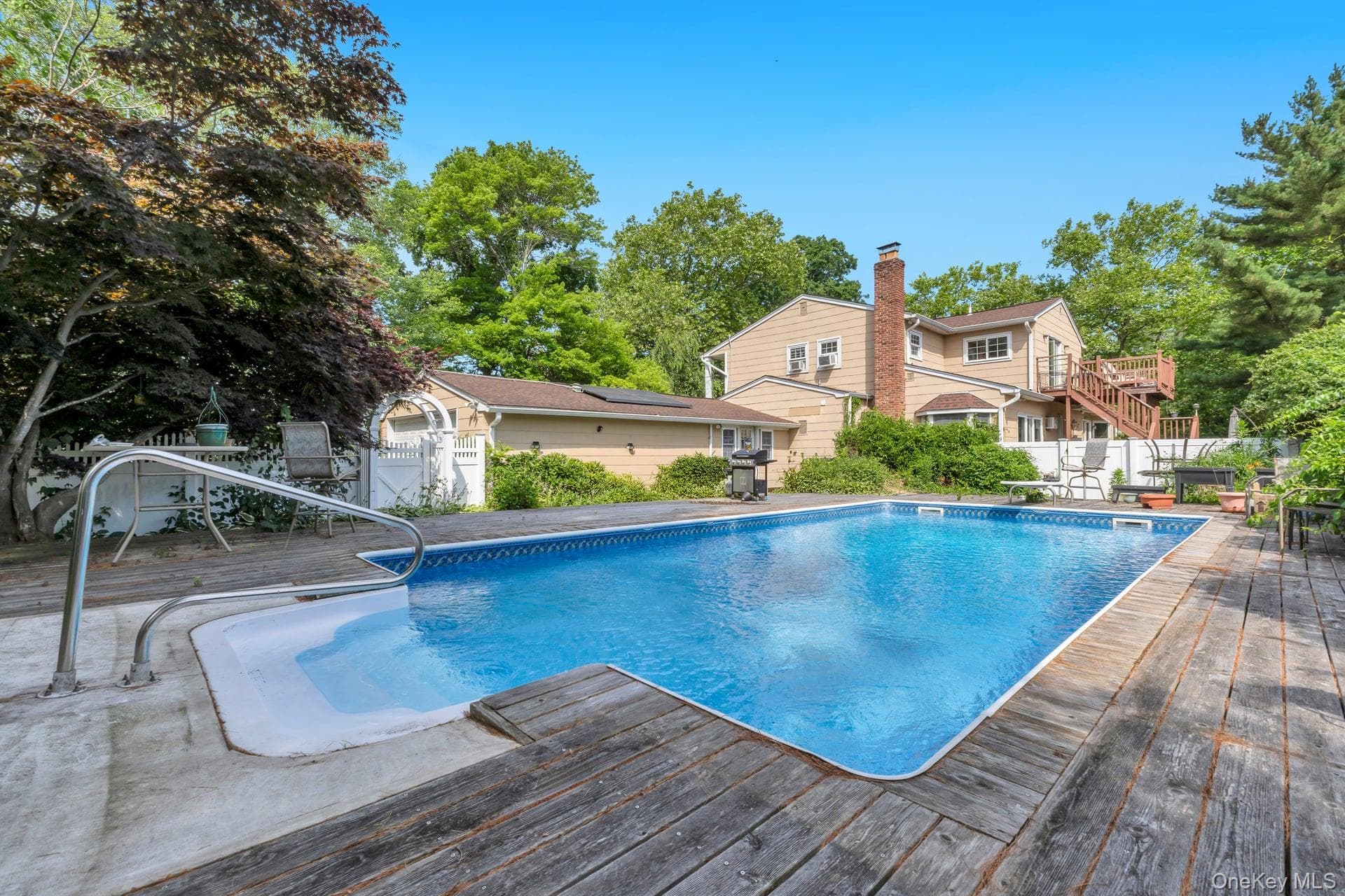 55 Riverview Court thumbnail 10
