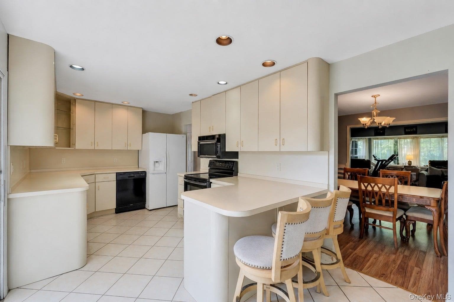 55 Riverview Court thumbnail 33