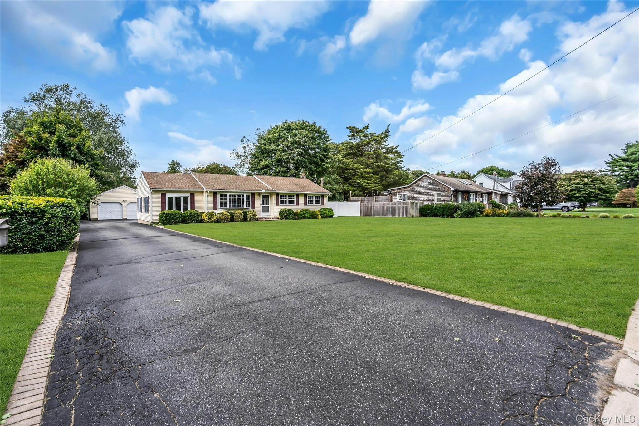 168 Cambon Avenue thumbnail 2