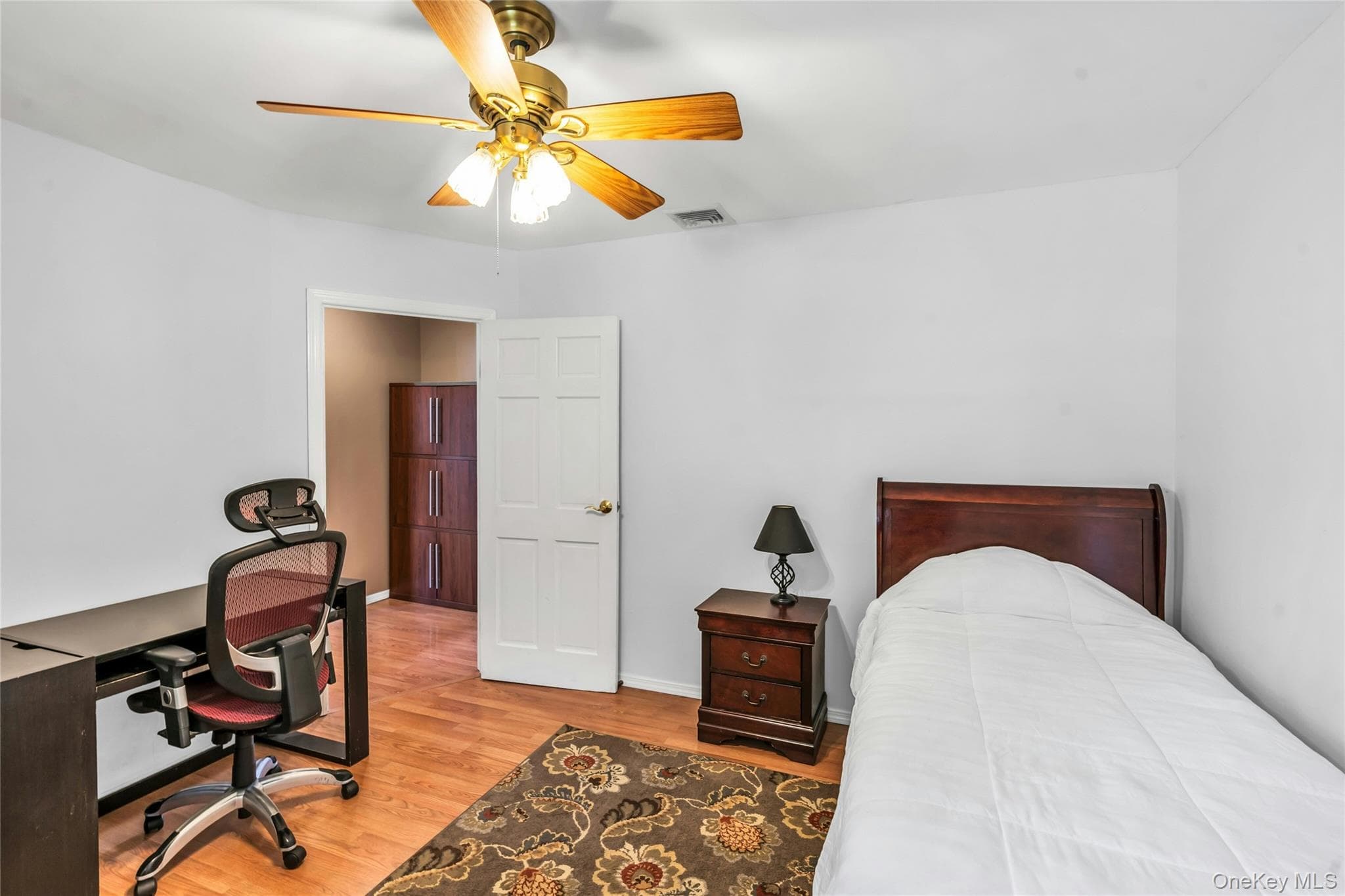 168 Cambon Avenue thumbnail 18