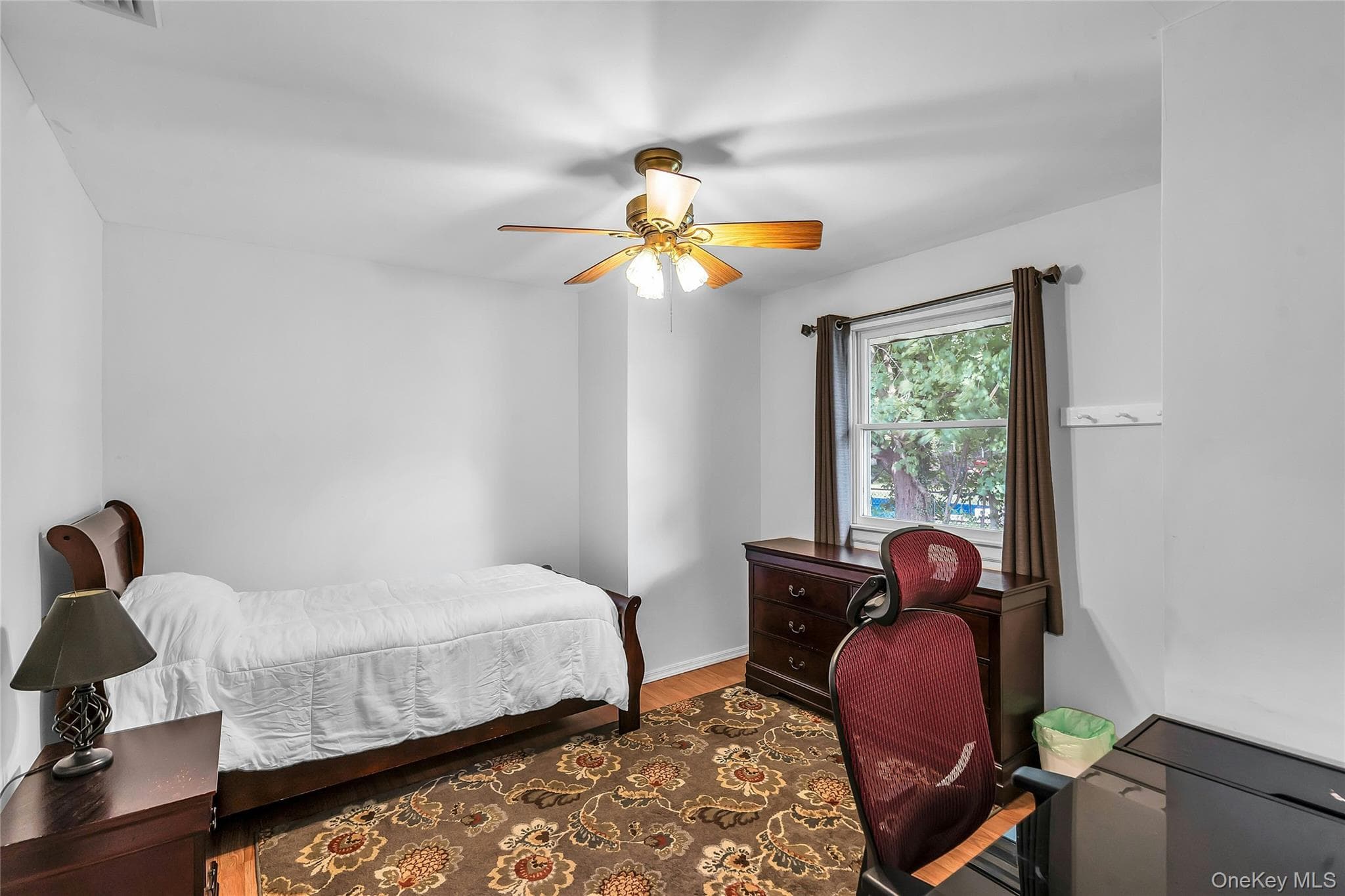 168 Cambon Avenue thumbnail 17