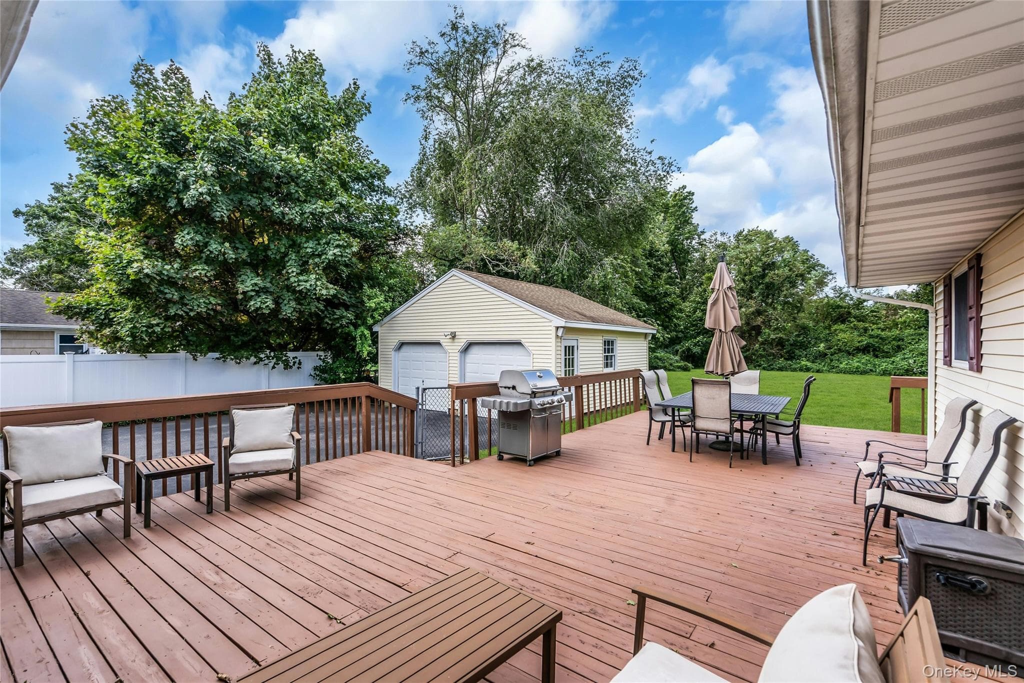 168 Cambon Avenue thumbnail 33