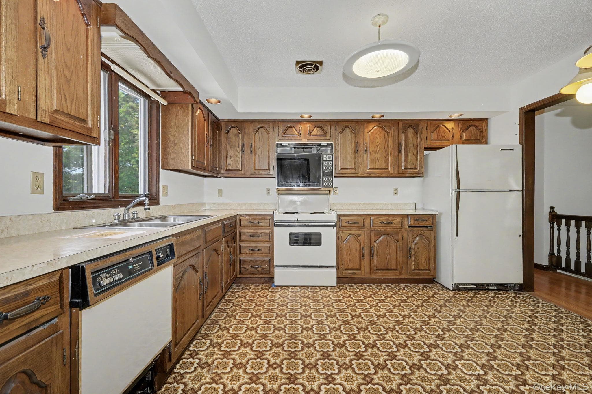 214 Starr Ridge Road thumbnail 14