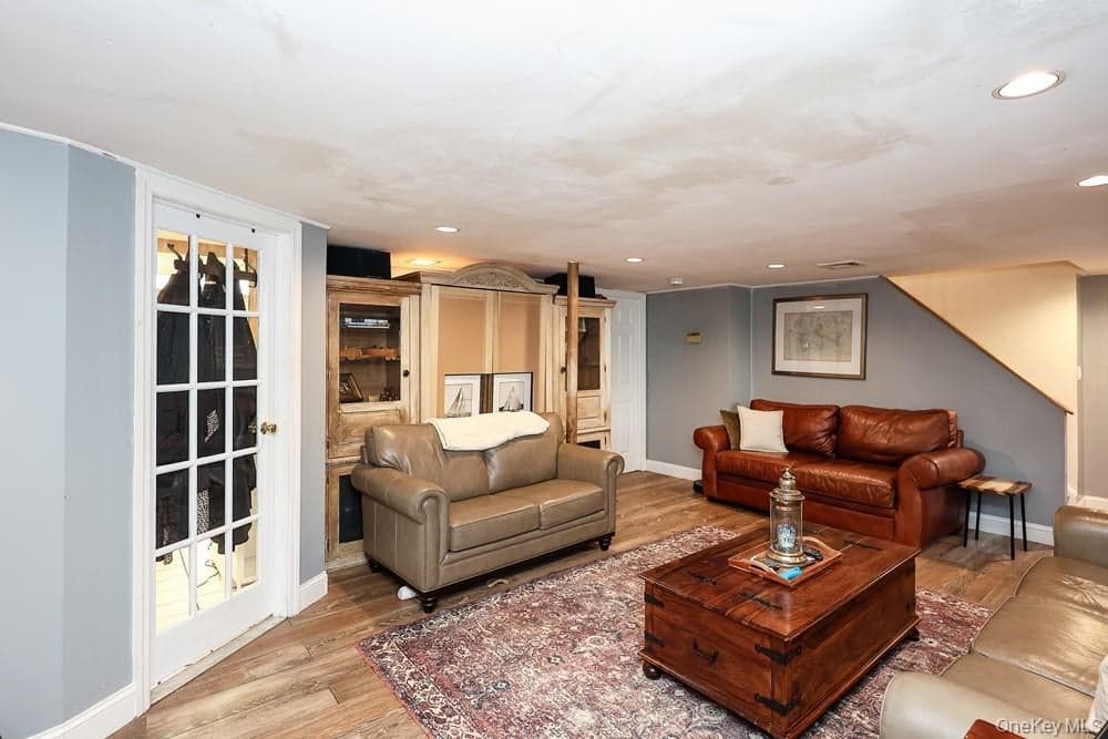 3970 Darby Lane thumbnail 24