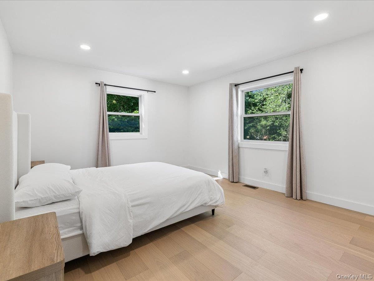 1579 N Sea Road thumbnail 21