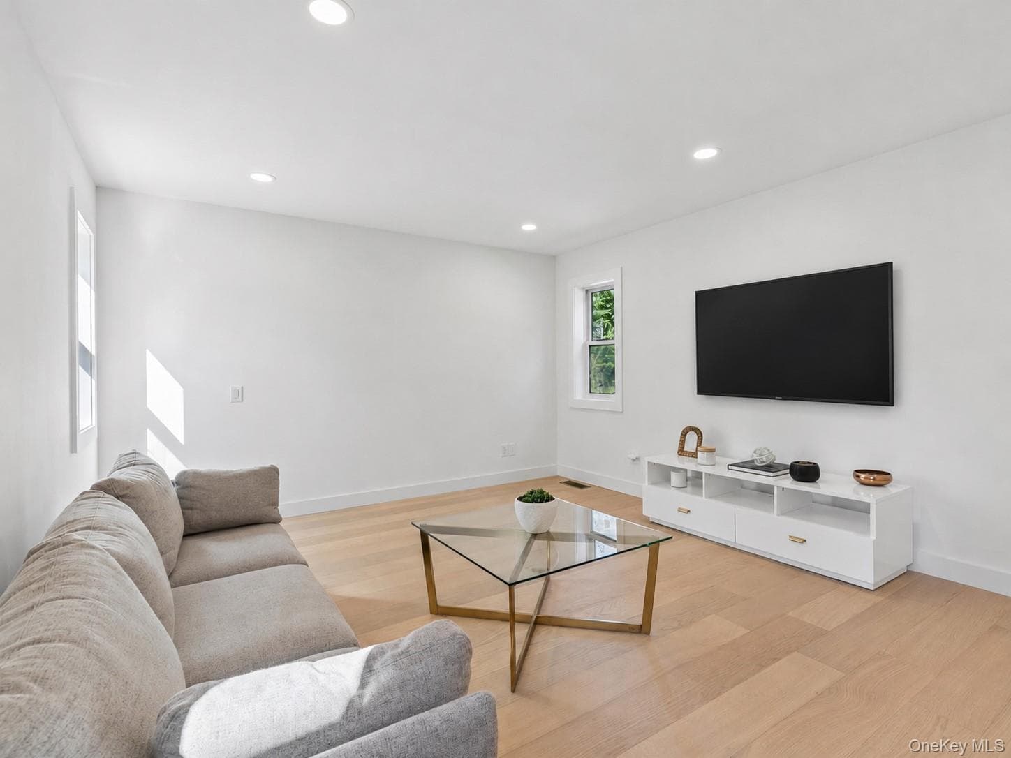 1579 N Sea Road thumbnail 10