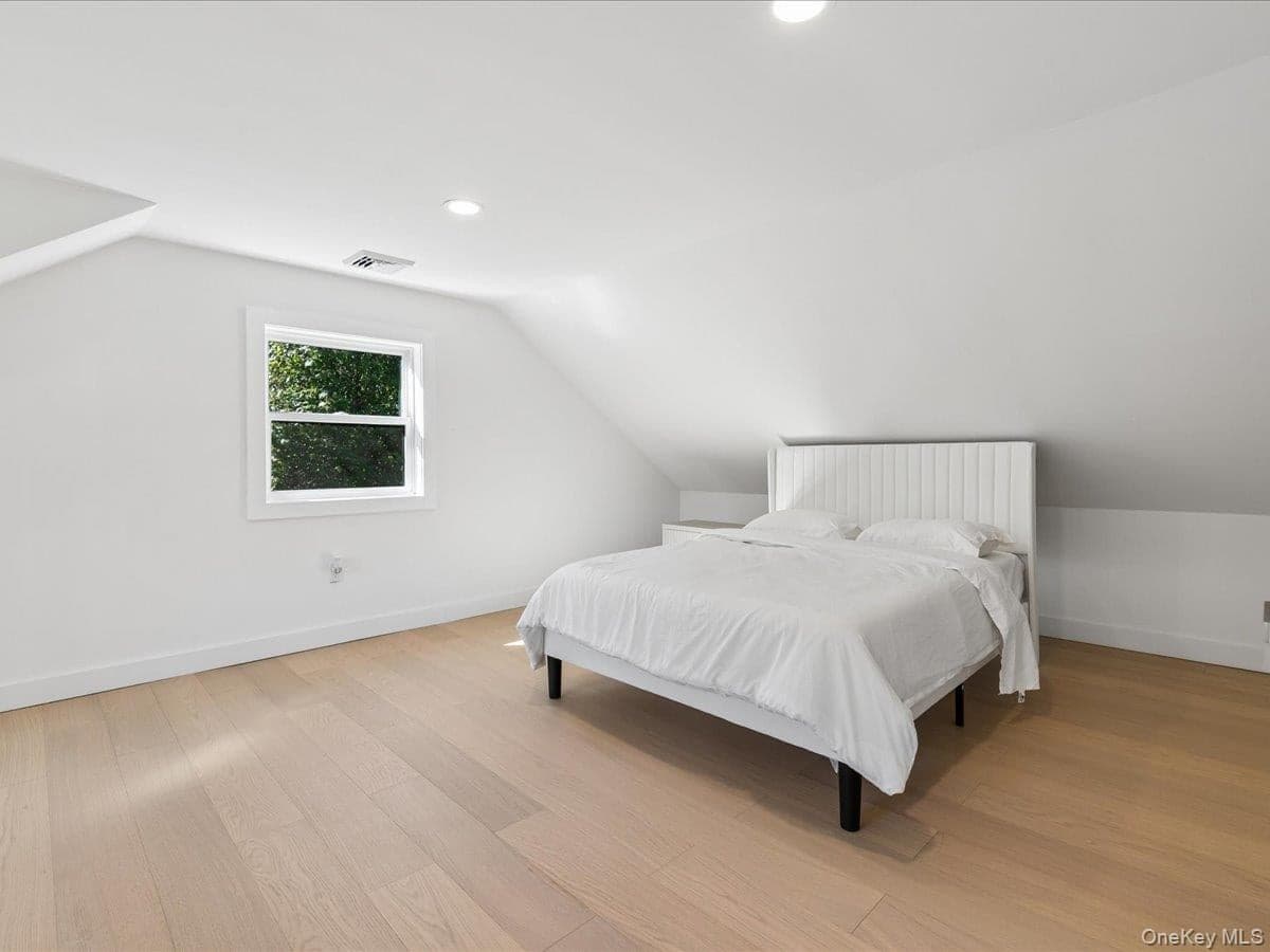 1579 N Sea Road thumbnail 28