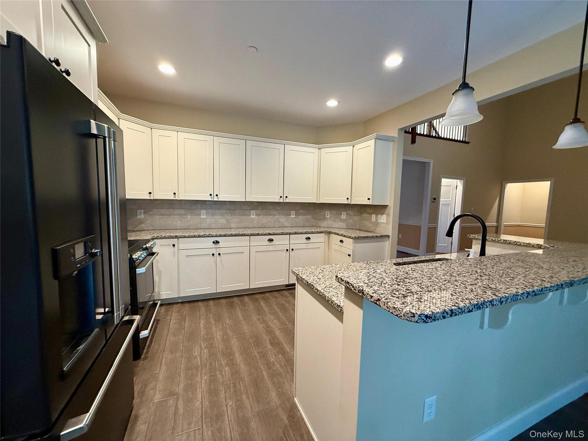 142 Lexington Lane thumbnail 33