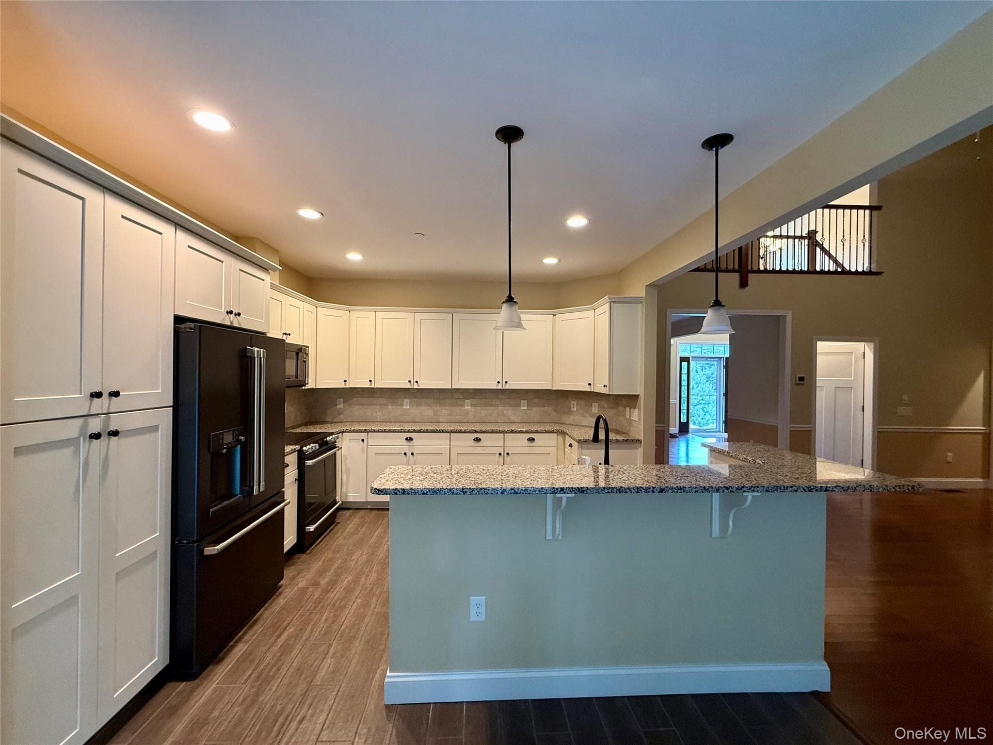 142 Lexington Lane thumbnail 34