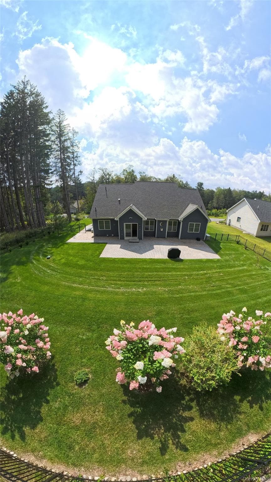 142 Lexington Lane thumbnail 6