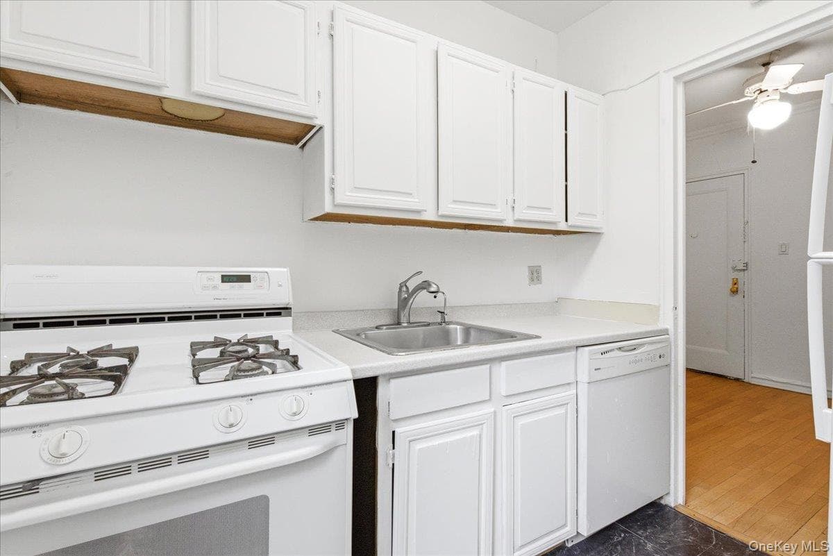 113-14 72nd Road Unit: 2J thumbnail 15