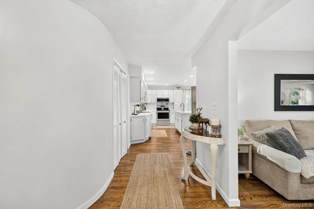 24 Bauer Avenue thumbnail 7