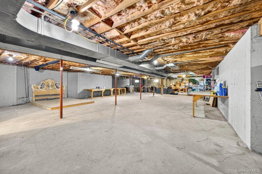 24 Bauer Avenue thumbnail 35