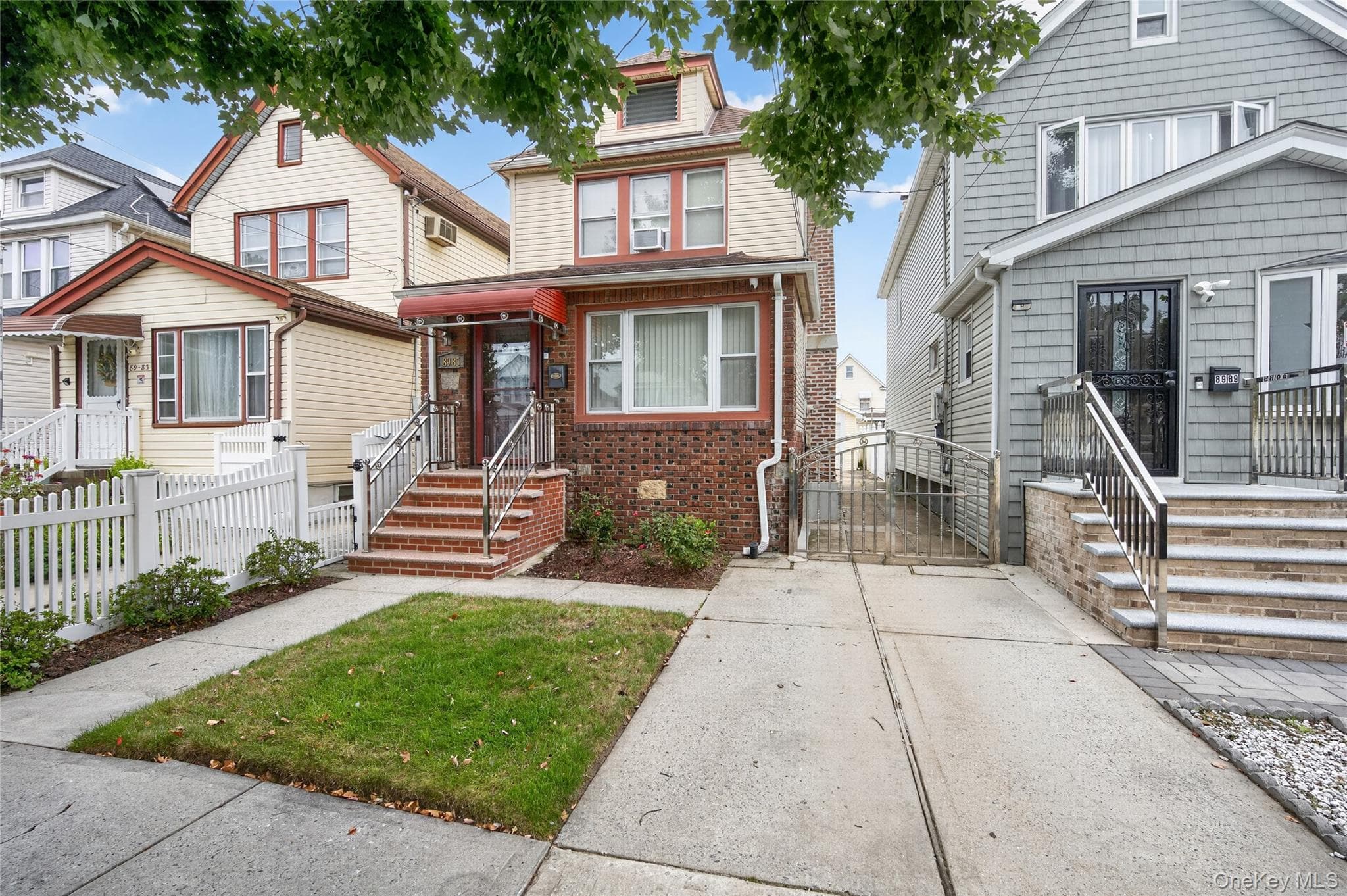 89-85 219th Street thumbnail 2