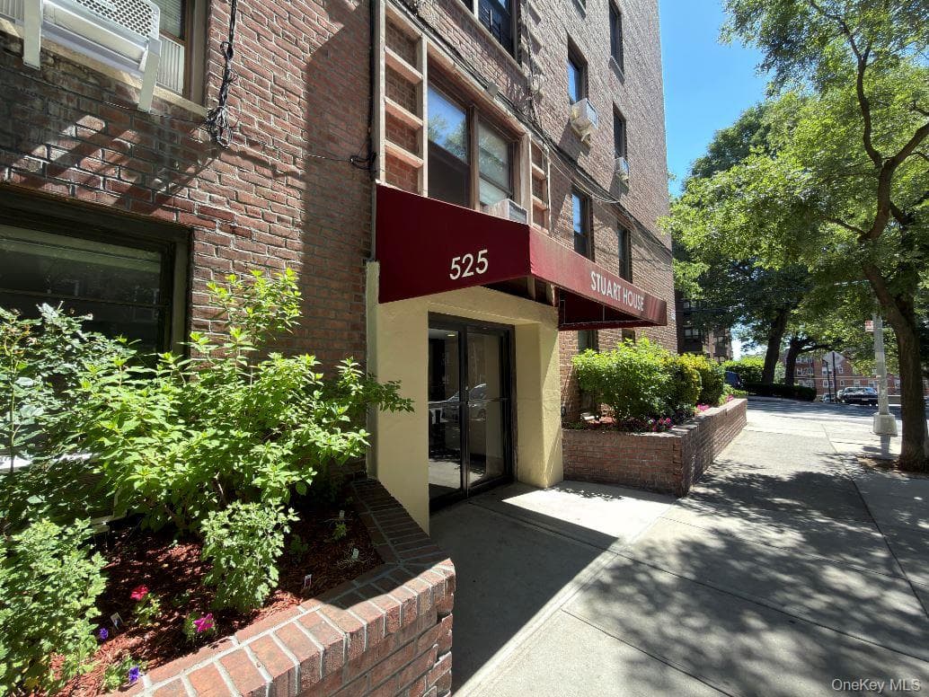 525 W 235th Street Unit: 6C thumbnail 15
