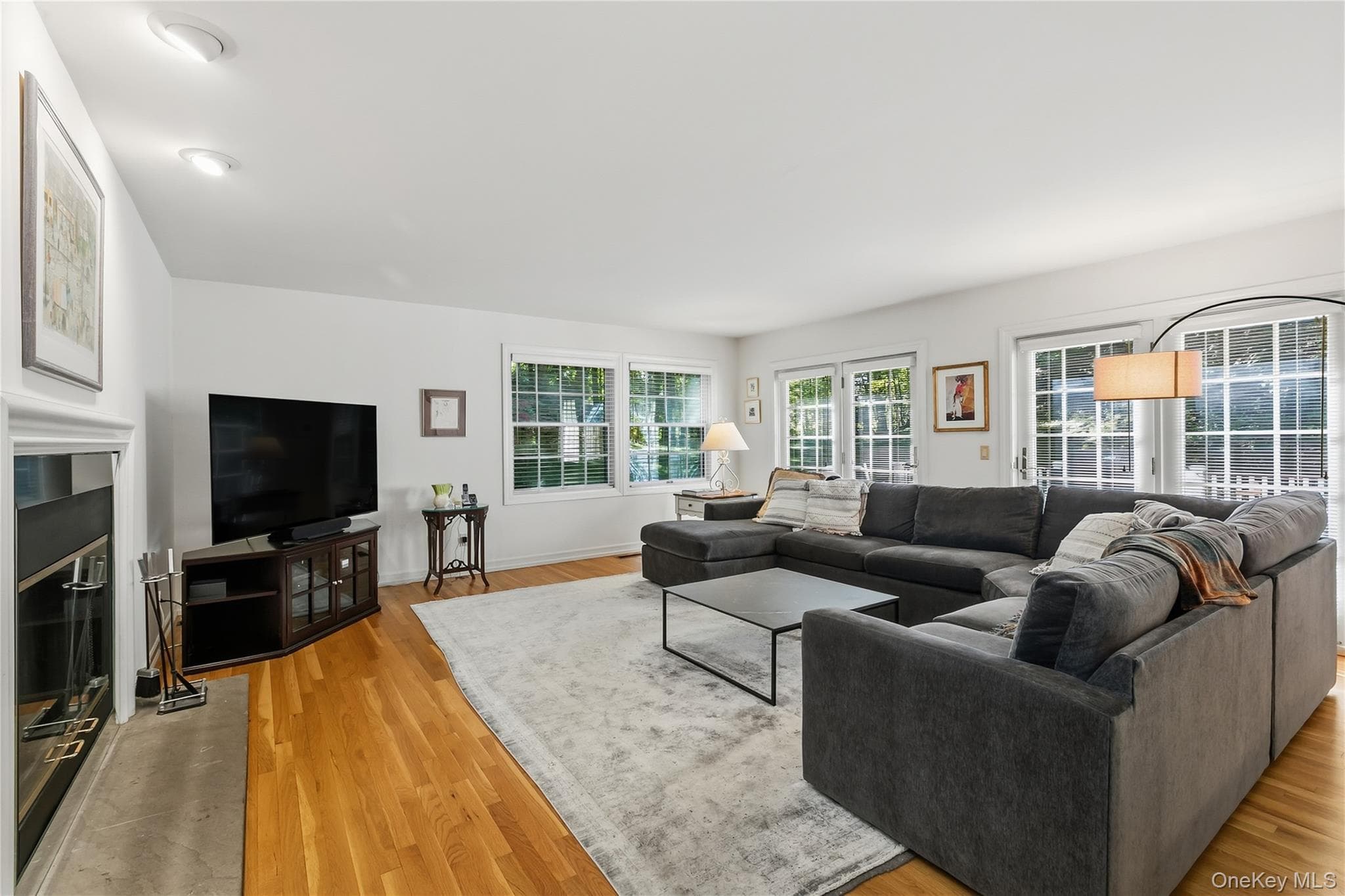 11 Smith Farm Road thumbnail 9