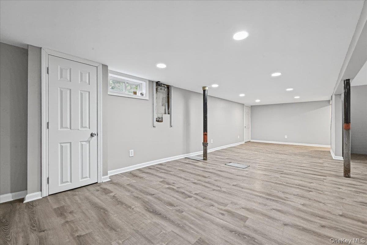 54 Greenway Boulevard thumbnail 29