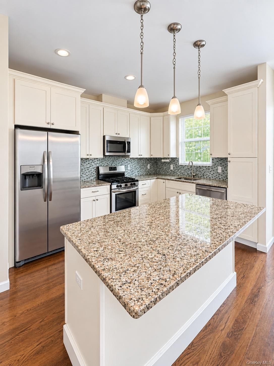 19 Magnolia Park Road thumbnail 6