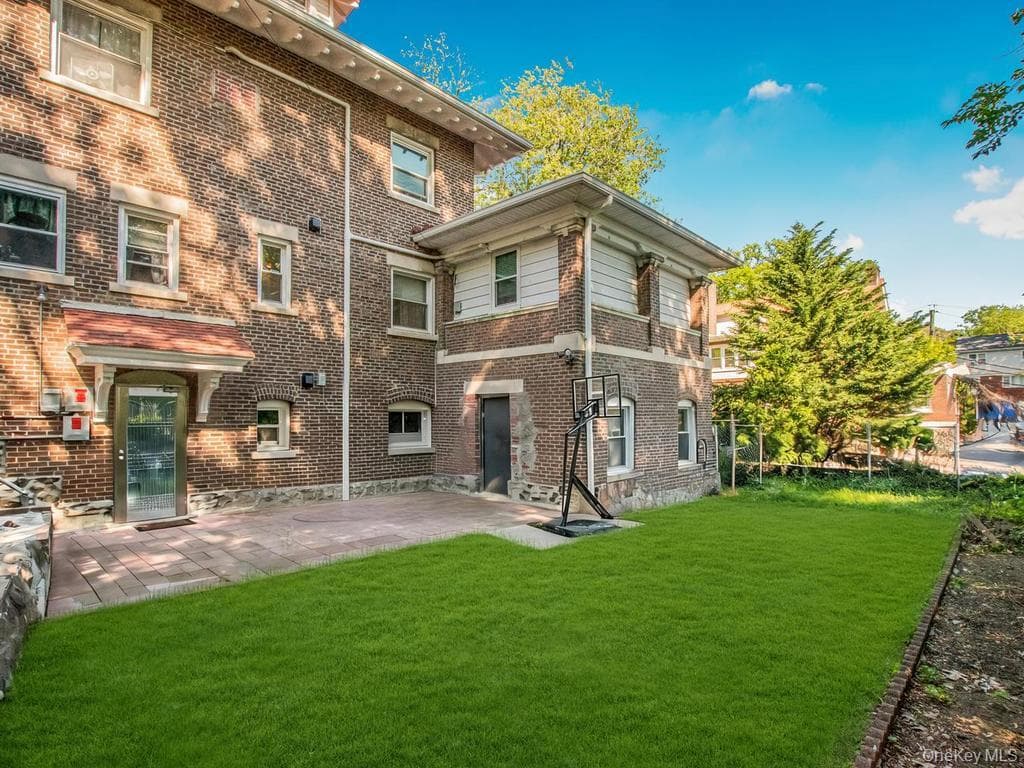 265 Park Hill Avenue thumbnail 25