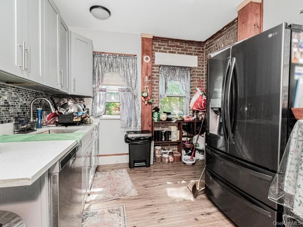 265 Park Hill Avenue thumbnail 7