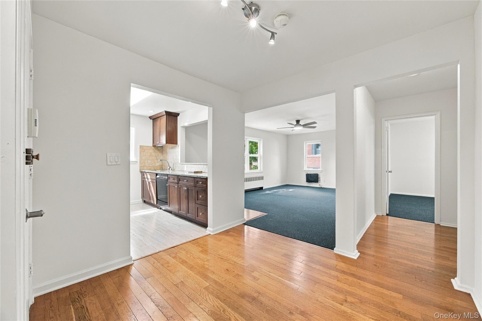 127-1 S Highland Avenue Unit: B5 thumbnail 2