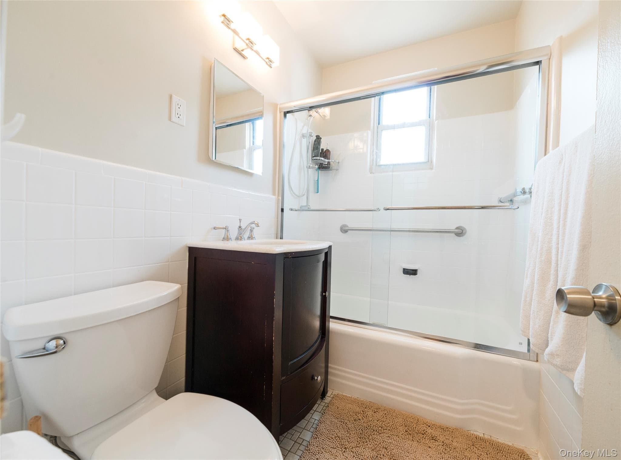 11 Bryant Crescent Unit: 2A thumbnail 7