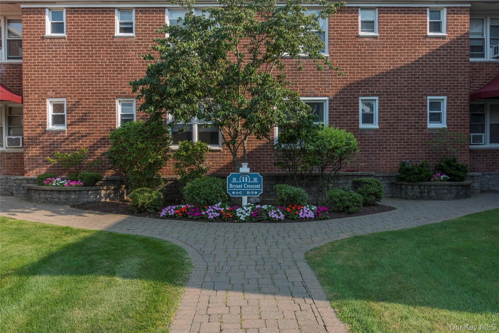11 Bryant Crescent Unit: 2A thumbnail 11