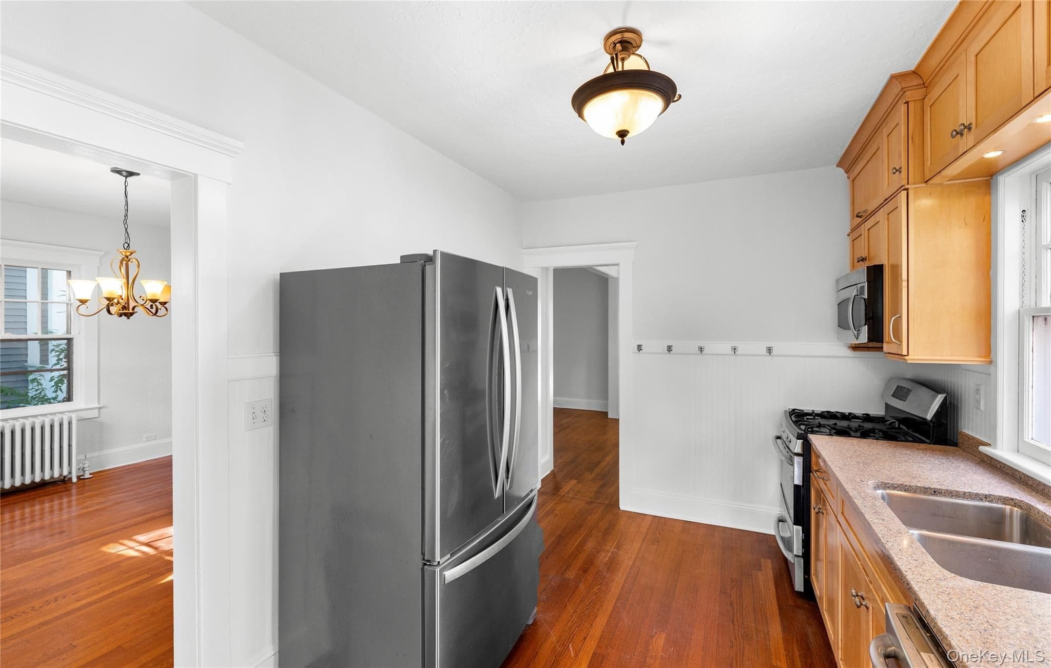 49 Elysian Avenue thumbnail 17