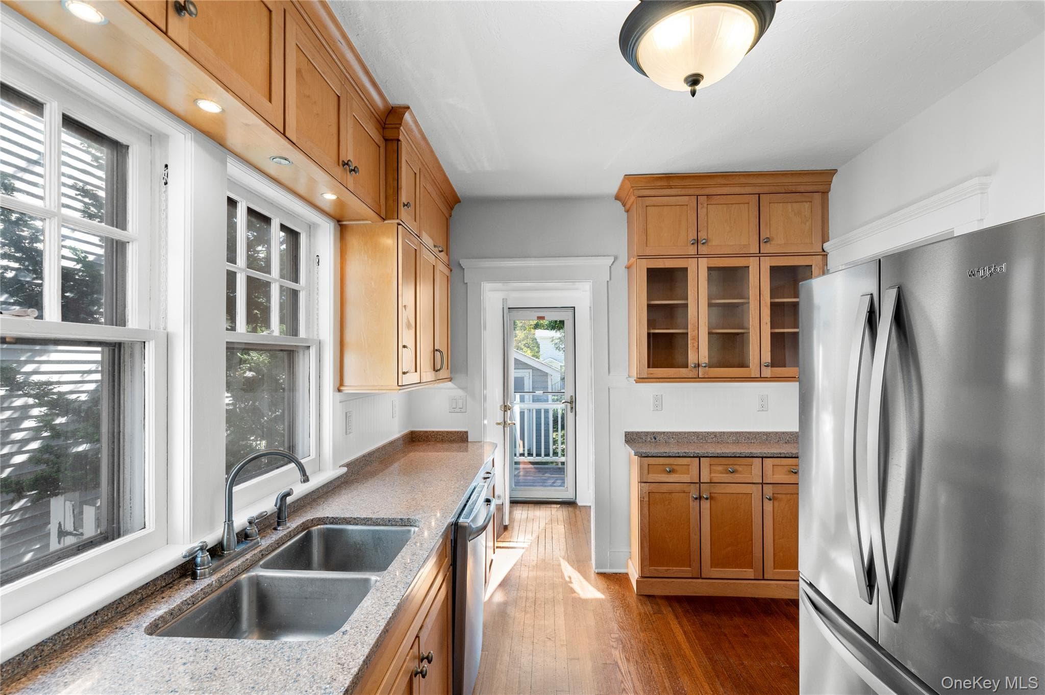 49 Elysian Avenue thumbnail 16