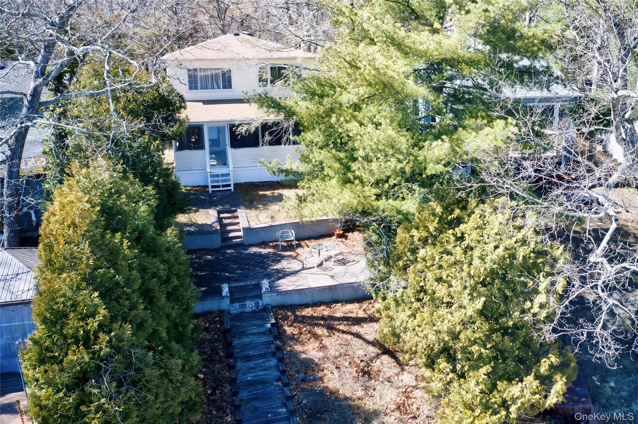 215 Lakeside Trail thumbnail 17